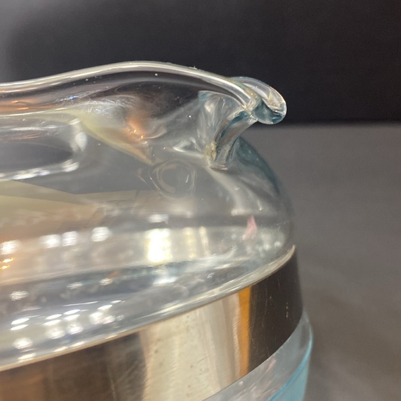 Pyrex - Flameware 6 Cup Teapot with Lid - Picture 4 of 12